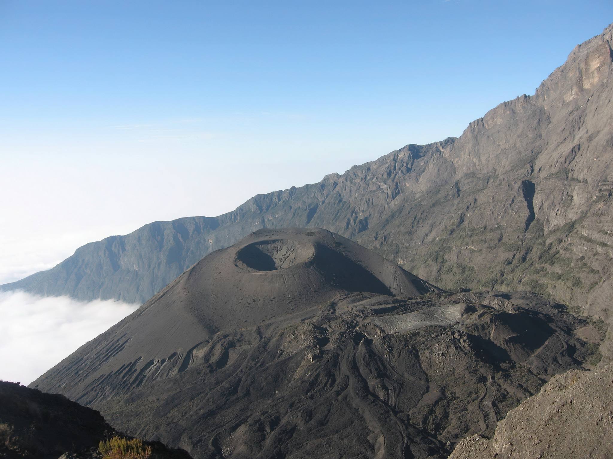 Alpine Desert & Crater Rim